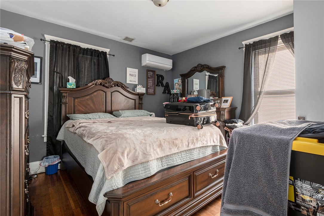 60 Fairlawn Avenue Woonsocket, RI 02895 - Photo 18 of 49