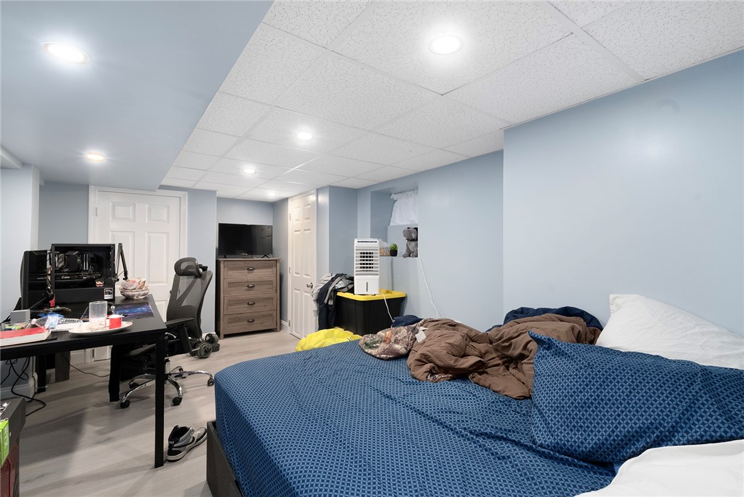 60 Fairlawn Avenue Woonsocket, RI 02895 - Photo 27 of 49