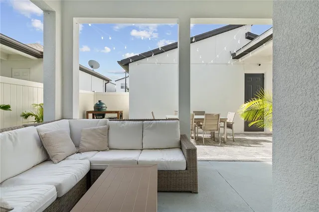 $560,000 | 2065 White Feather Loop, Oakland, FL 34787