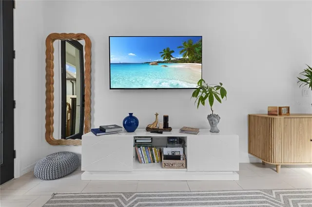 $560,000 | 2065 White Feather Loop, Oakland, FL 34787