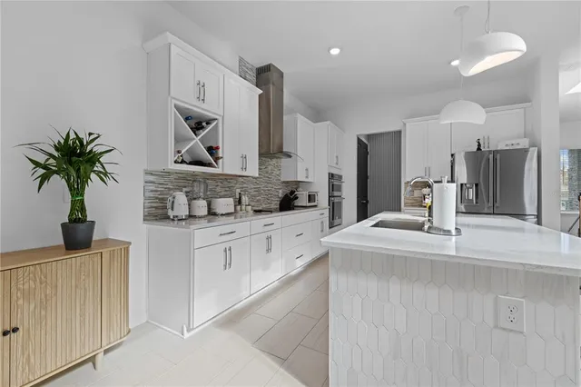 $560,000 | 2065 White Feather Loop, Oakland, FL 34787