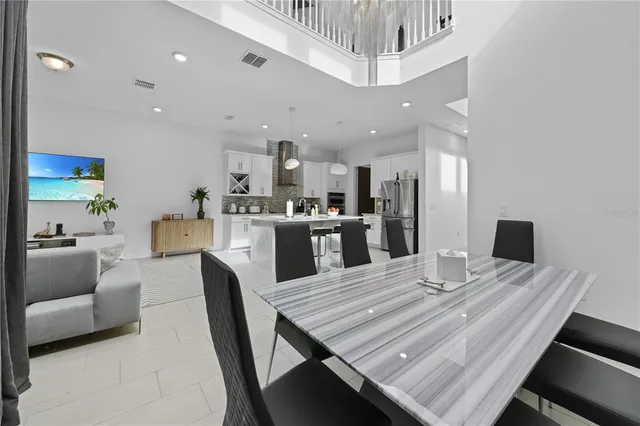 $560,000 | 2065 White Feather Loop, Oakland, FL 34787