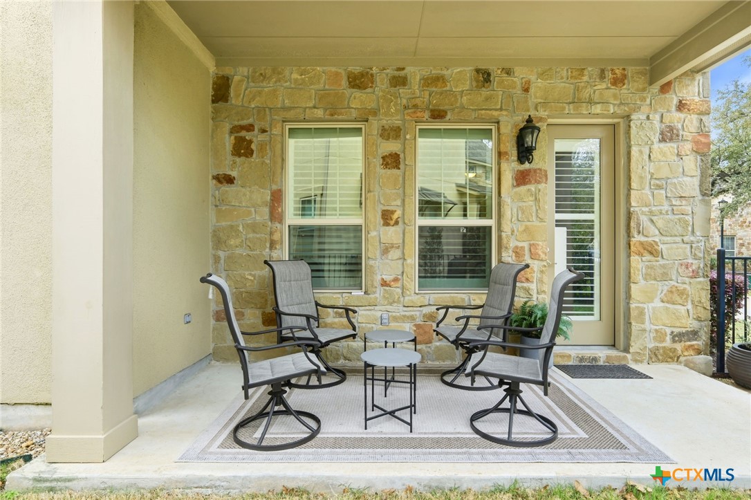 2608 Barbera Pass Austin, TX 78748 - Photo 25 of 39 a view of a livingroom with furniture and a window