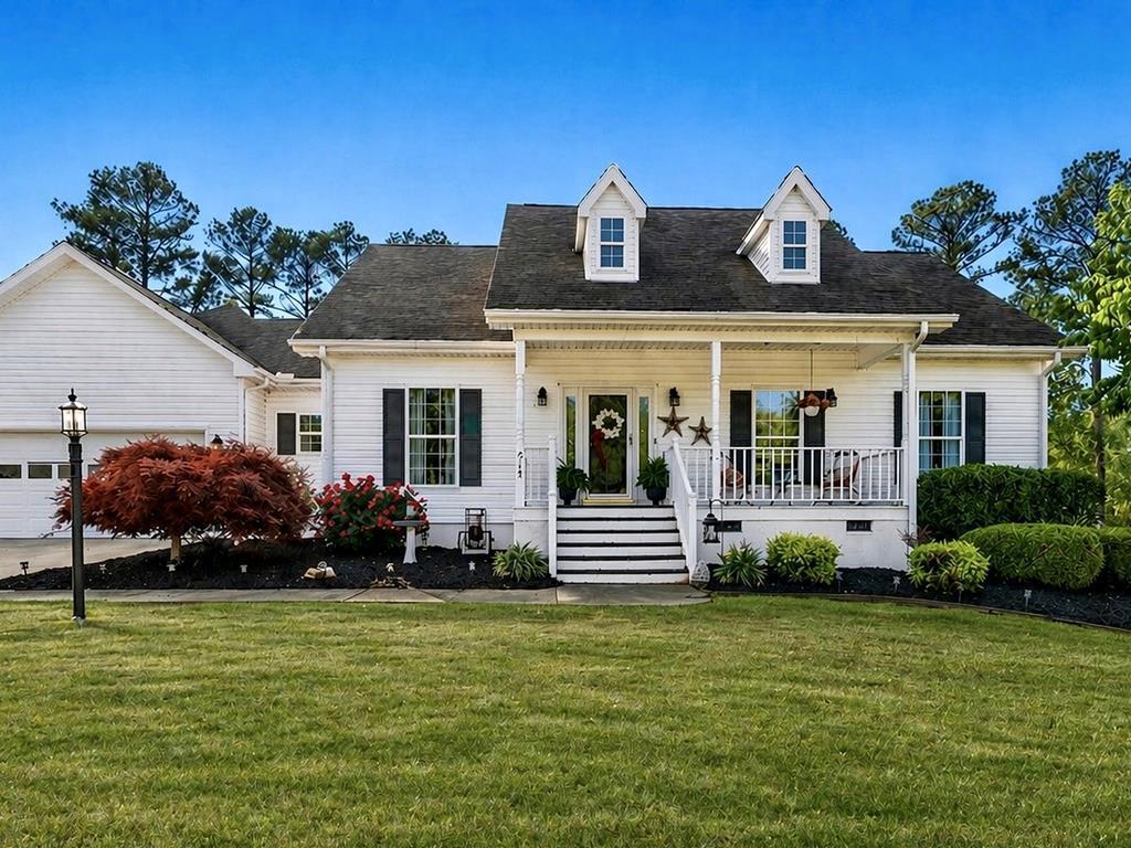 317 Green Oaks Road Greenwood, SC 29649 - Photo 1 of 22 Main View