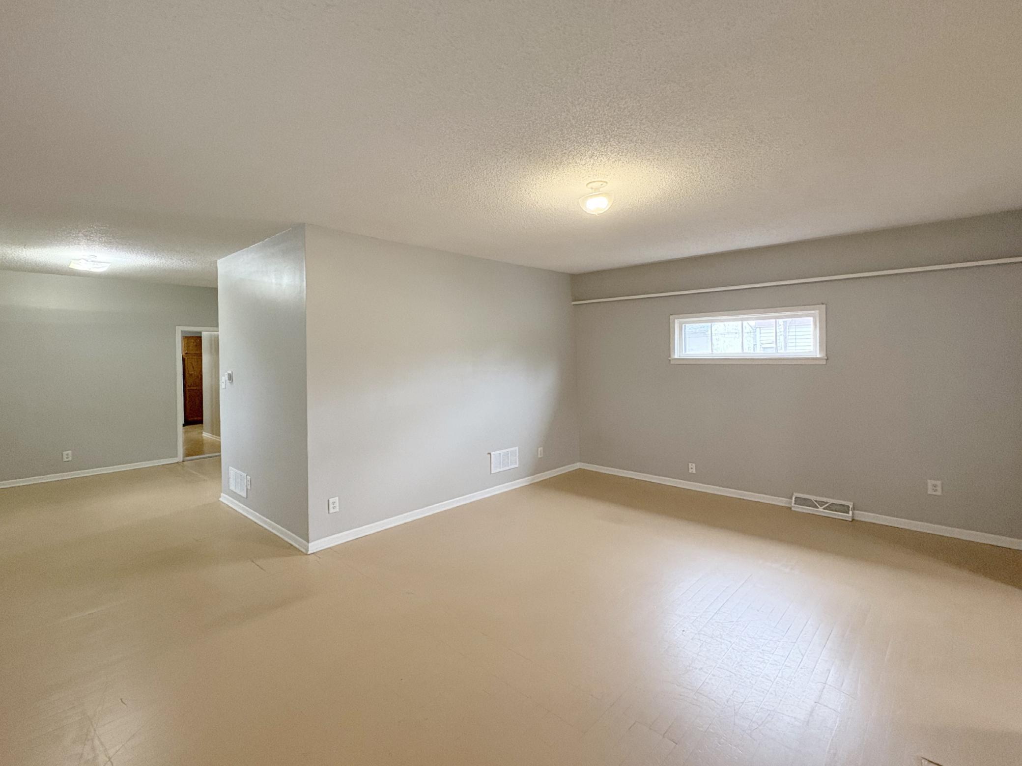 469 Como Avenue St. Paul, MN 55103 - Photo 3 of 11