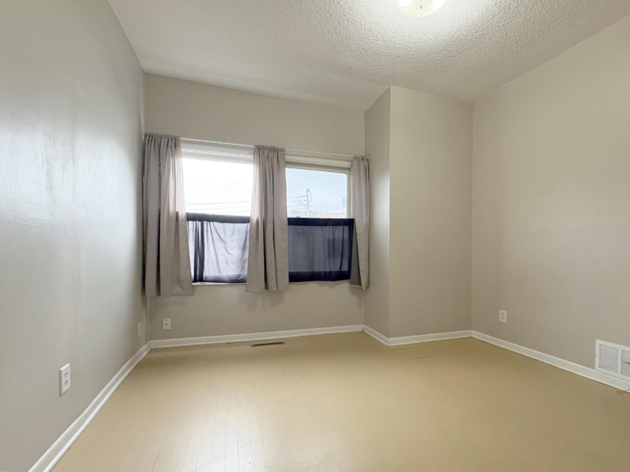 469 Como Avenue St. Paul, MN 55103 - Photo 6 of 11