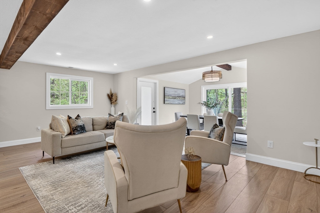 8 Topeka Road Chelmsford, MA 01824 - Photo 14 of 33 Gallery Image 14
