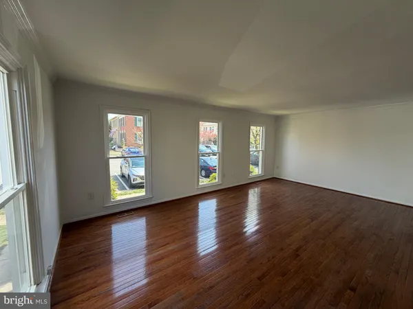 $3,850 | 6236 Walkers Croft Way, Alexandria, VA 22315