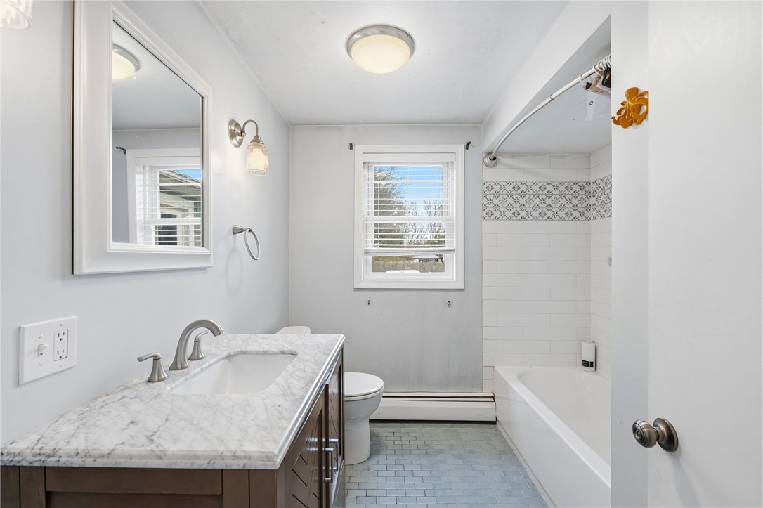 80 Coventry Drive Coventry, RI 02816 - Photo 11 of 17