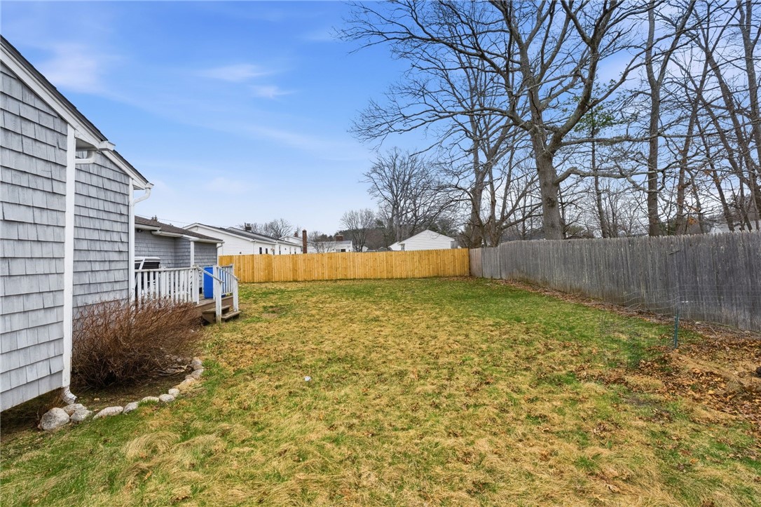 80 Coventry Drive Coventry, RI 02816 - Photo 15 of 17