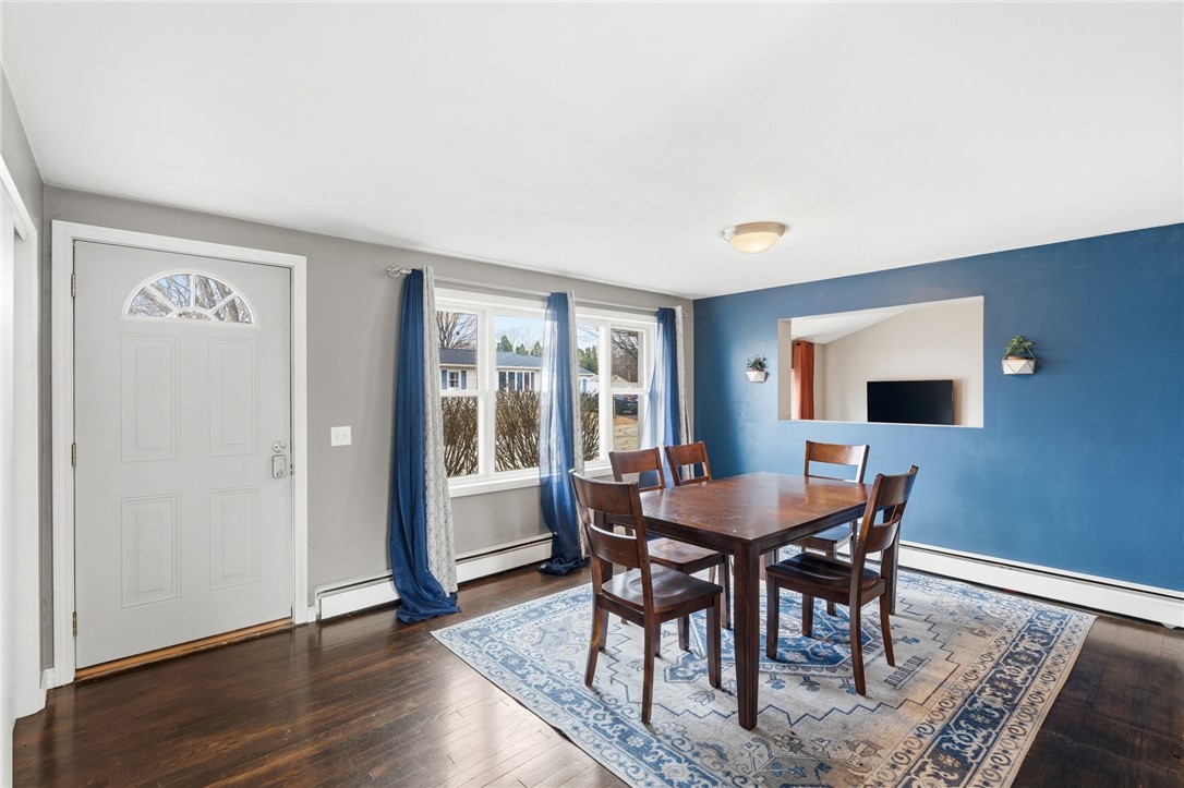 80 Coventry Drive Coventry, RI 02816 - Photo 5 of 17