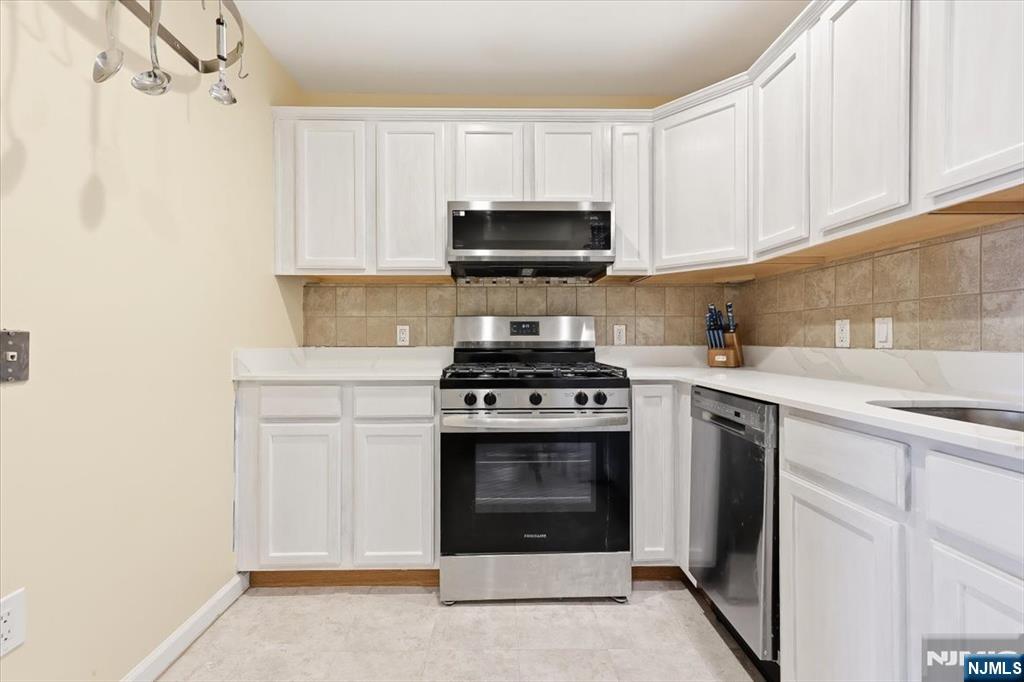 39 Union Street, Unit 402 Hackensack, NJ 07601 - Photo 12 of 39