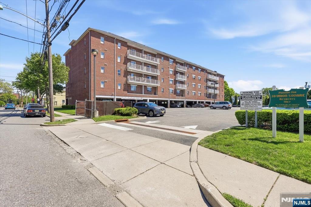 39 Union Street, Unit 402 Hackensack, NJ 07601 - Photo 39 of 39