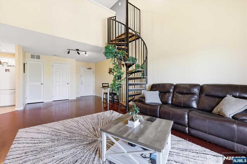 39 Union Street, Unit 402 Hackensack, NJ 07601 - Photo 7 of 39
