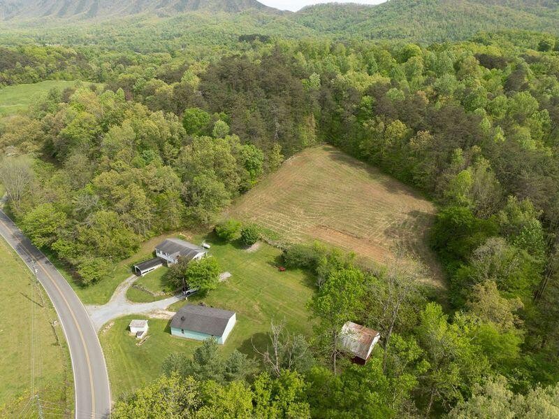 307 Blowing Cave Road Sevierville, TN 37876 - Photo 27 of 37 Gallery Image 27