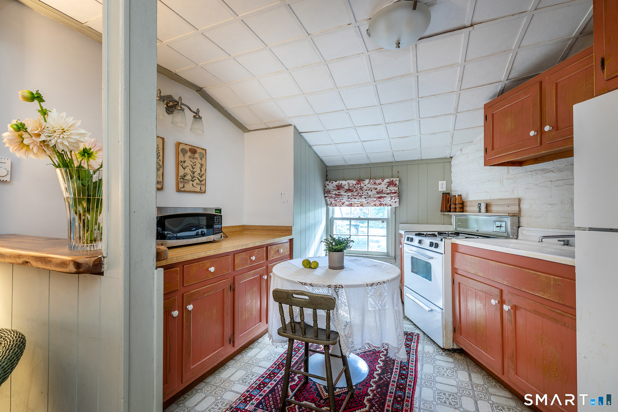38 Strawberry Ridge Road Warren, CT 06777 - Photo 36 of 40 Gallery Image 36
