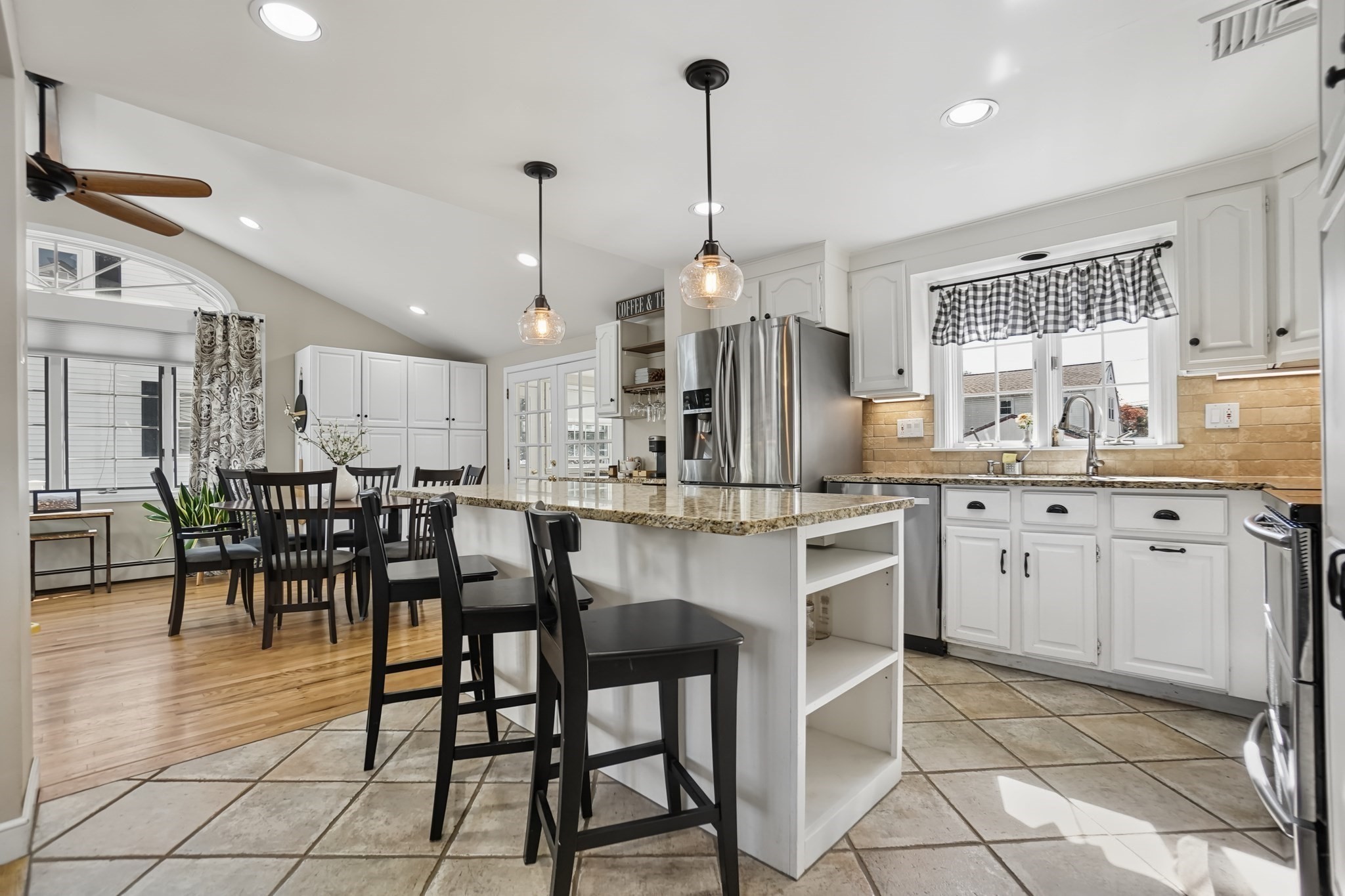 46 Kenmore Road Waltham, MA 02453 - Photo 8 of 42 Gallery Image 8