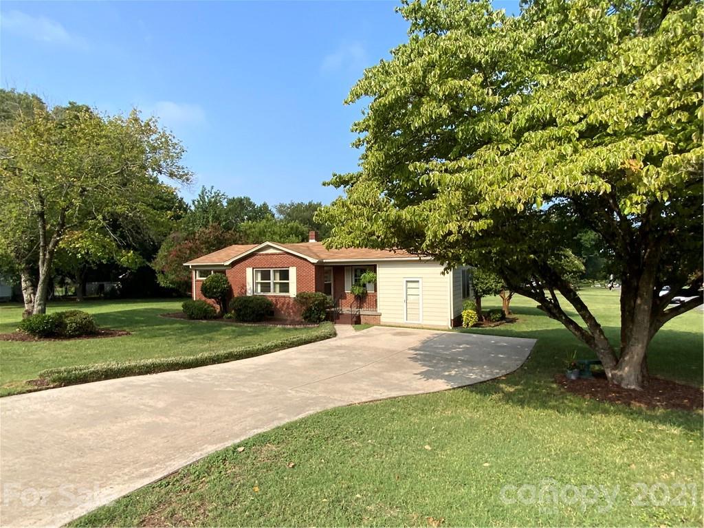 700 Charles Road Shelby, NC 28152 - Photo 1 of 19 Gallery Image 1