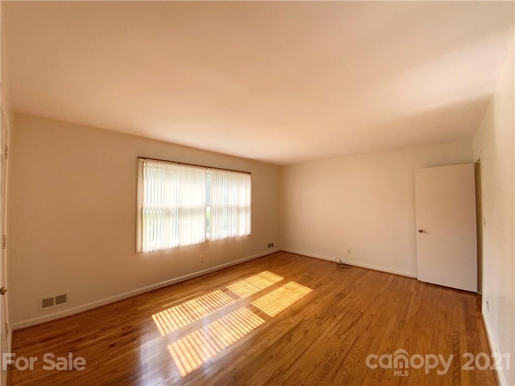 700 Charles Road Shelby, NC 28152 - Photo 3 of 19 Gallery Image 3