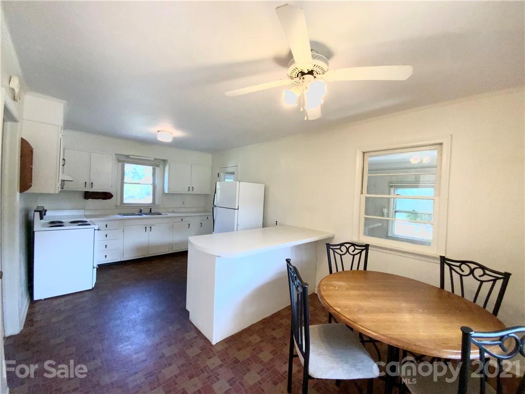 700 Charles Road Shelby, NC 28152 - Photo 9 of 19 Gallery Image 9