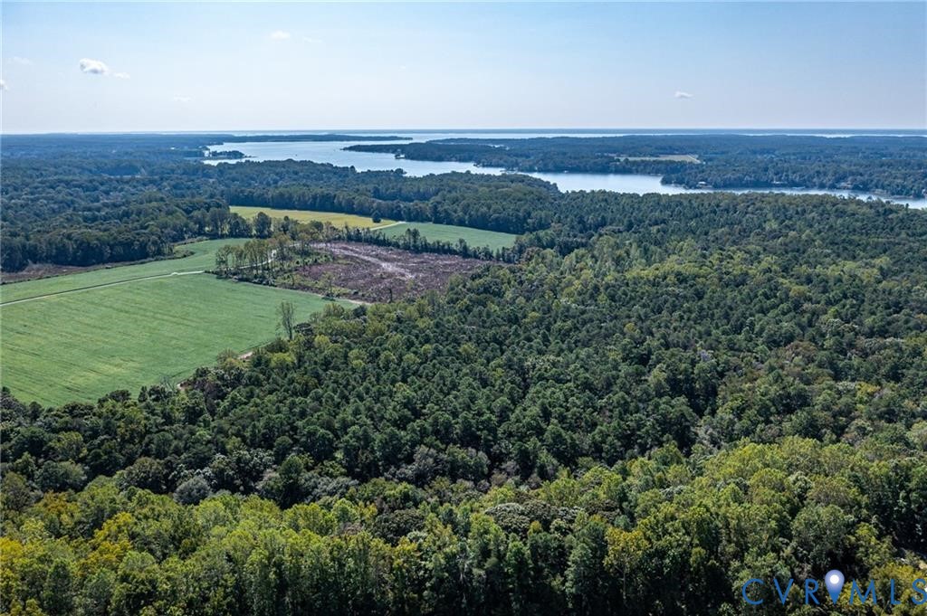 2 Browns Lane Lancaster, VA 22503 - Photo 4 of 27 a view of a building with a yard