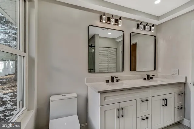 $429,000 | 15 Fillmore Way, Sicklerville, NJ 08081