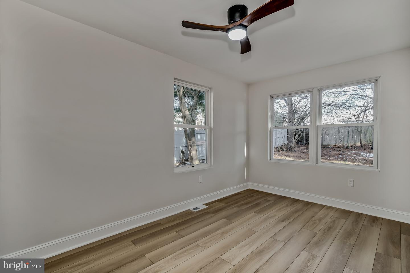 15 Fillmore Way Sicklerville, NJ 08081 - Photo 14 of 33