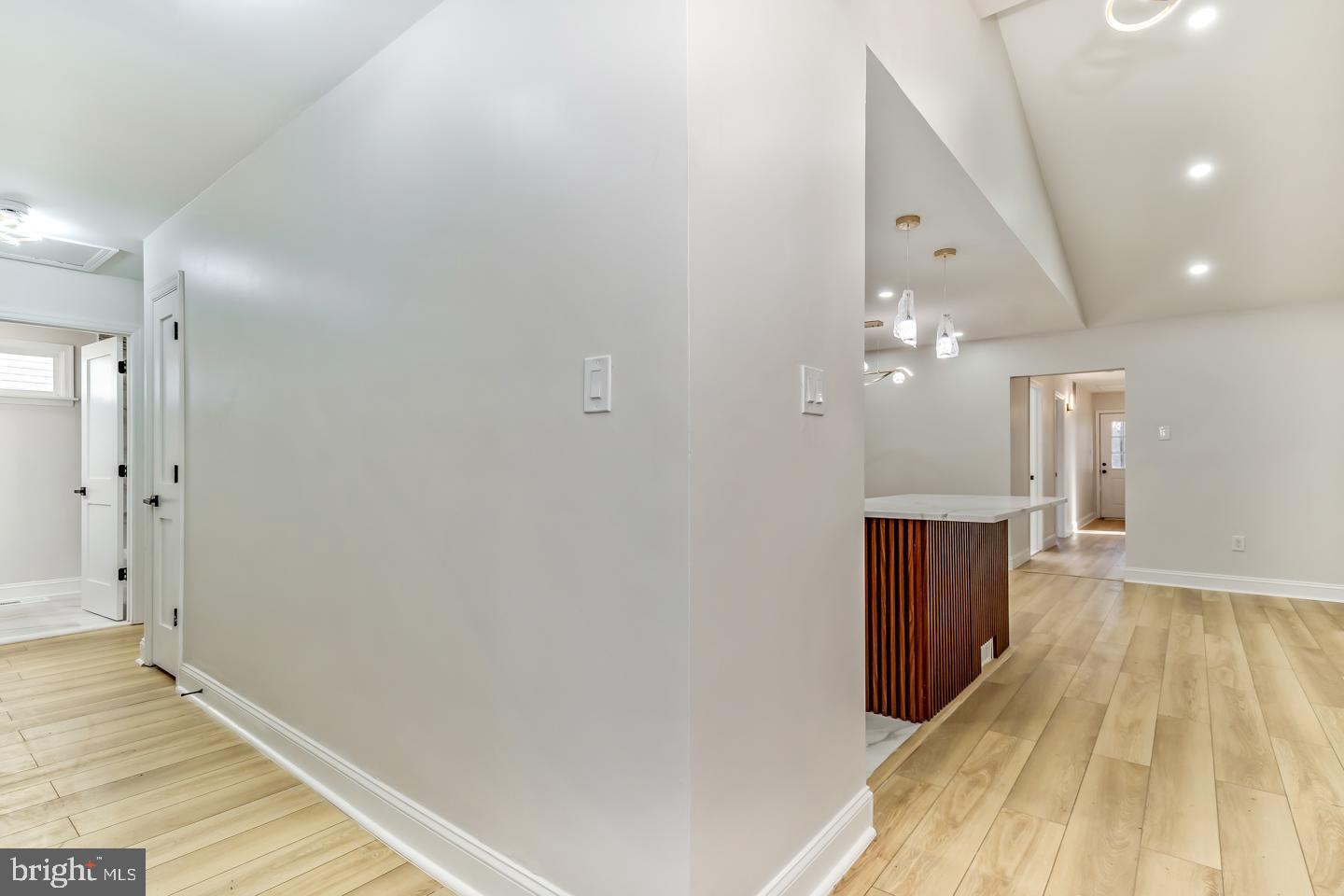 15 Fillmore Way Sicklerville, NJ 08081 - Photo 2 of 33