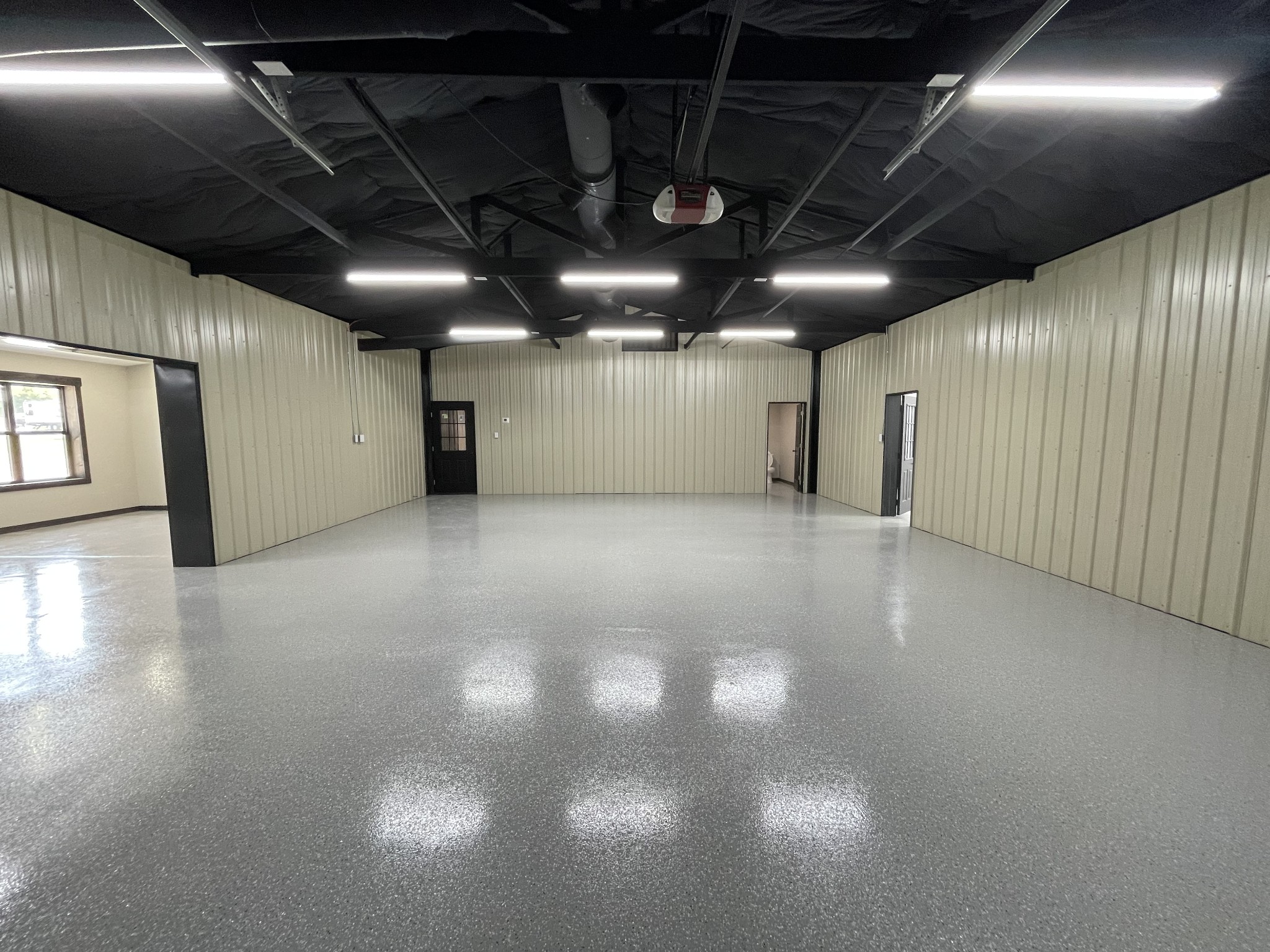 341 Darnell-Mealer Road Lewisburg, TN 37091 - Photo 6 of 12 a view of a empty room with windows