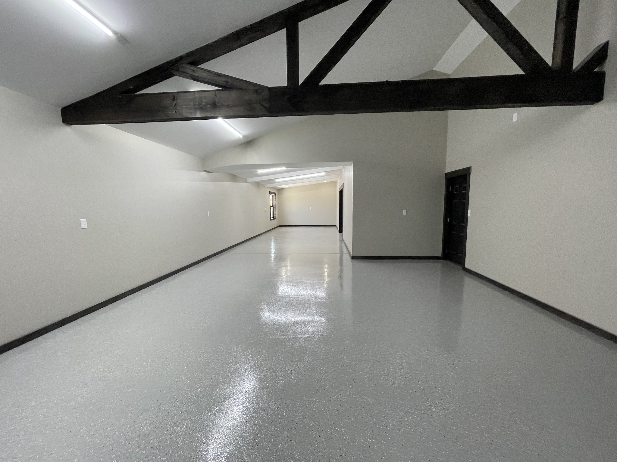 341 Darnell-Mealer Road Lewisburg, TN 37091 - Photo 8 of 12 a view of an empty room