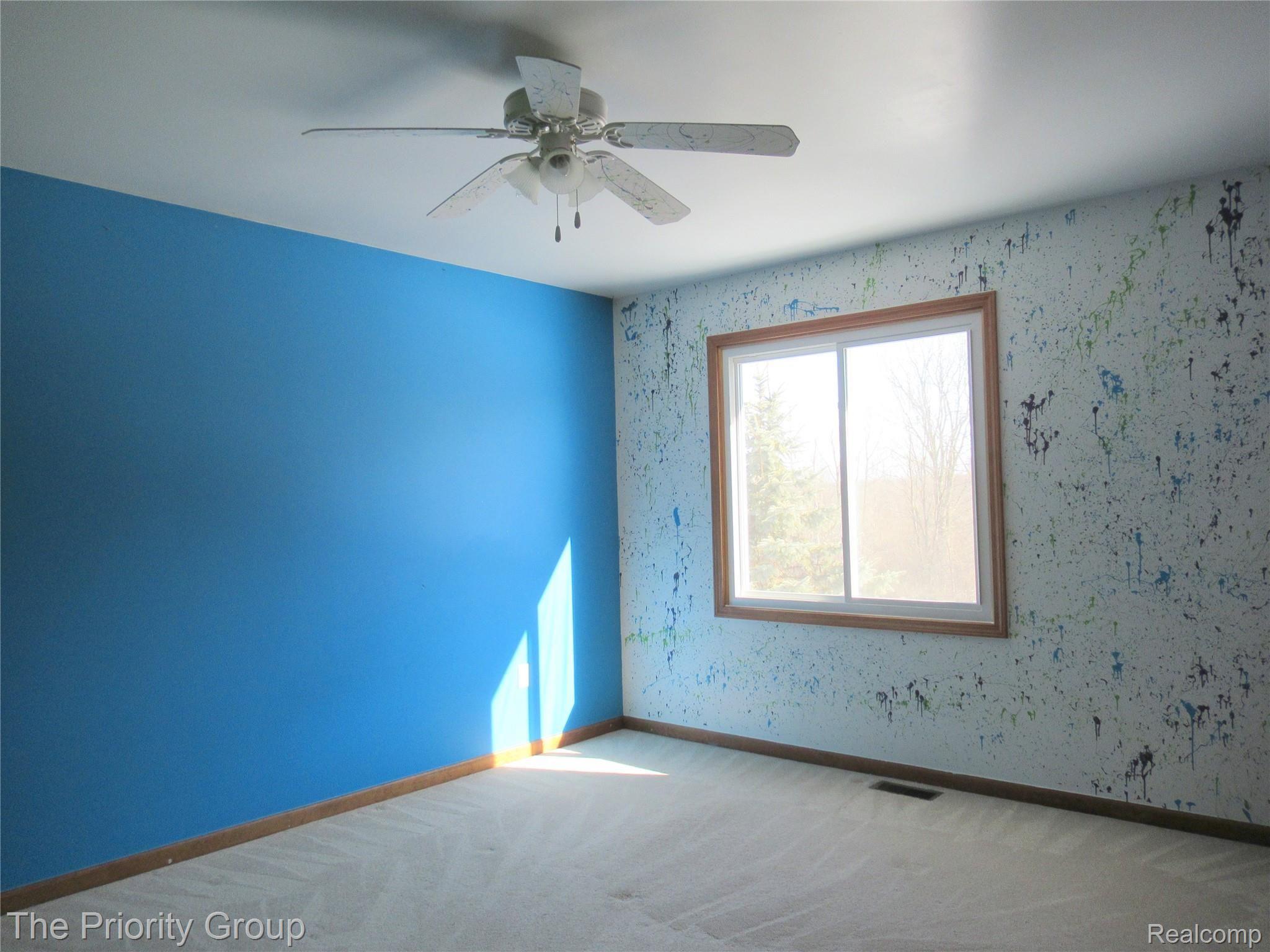 11494 Milford Road Holly, MI 48442 - Photo 20 of 39 upstairs bedroom.jpg