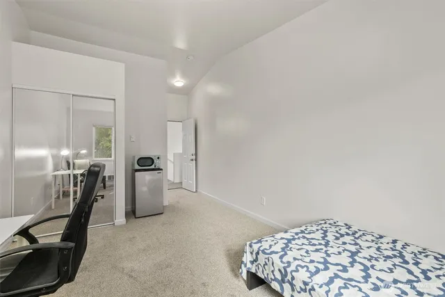 $1,250,000 | 7023 16th Avenue Southwest, Seattle, WA 98106