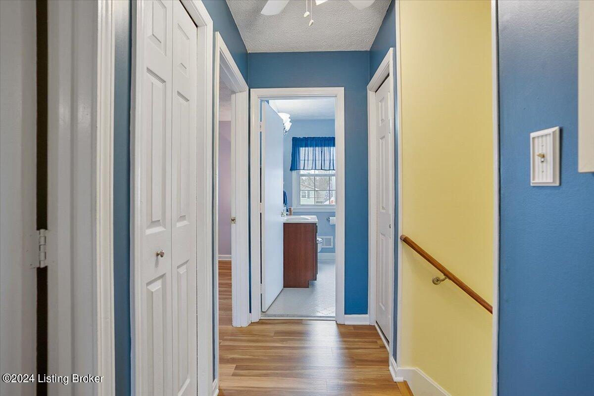 10113 St Rene Road Louisville, KY 40299 - Photo 32 of 51 Upstairs Hallway