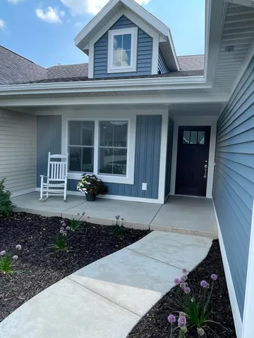 $446,900 | 1012 Bellview Meadow Drive Southwest, Byron Center, MI 49315