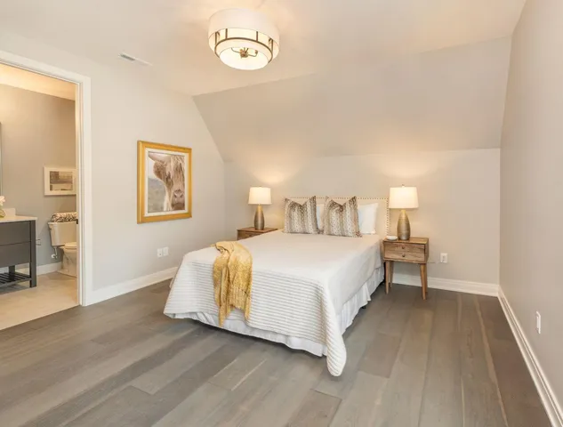 $10,000 | 5589 North Danbury Road, Whitefish Bay, WI 53217