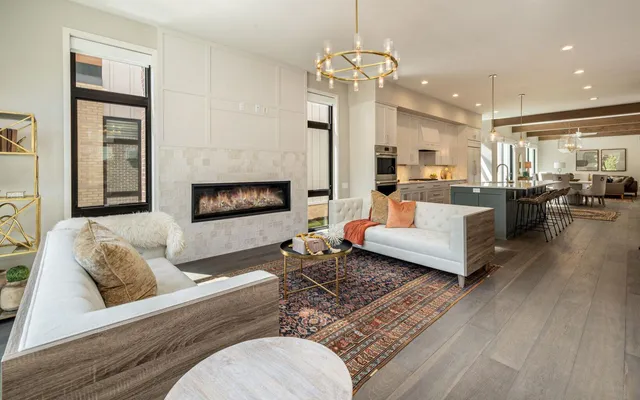 $10,000 | 5589 North Danbury Road, Whitefish Bay, WI 53217