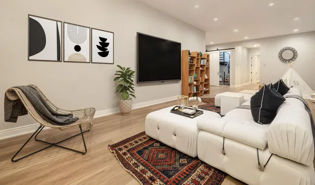 $10,000 | 5589 North Danbury Road, Whitefish Bay, WI 53217