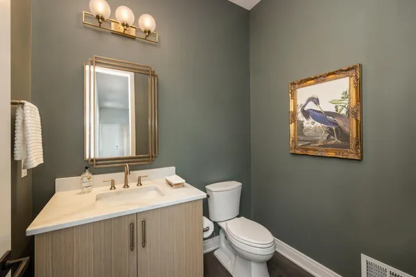 $10,000 | 5589 North Danbury Road, Whitefish Bay, WI 53217