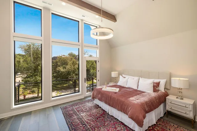 $10,000 | 5589 North Danbury Road, Whitefish Bay, WI 53217