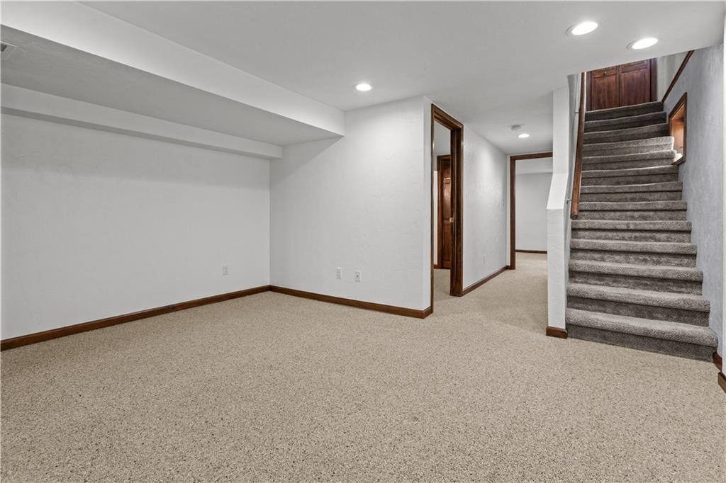 11400 Guffey Rillton Road Irwin, PA 15642 - Photo 17 of 29 Gallery Image 17