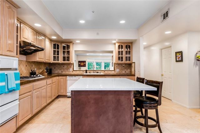 $1,397,500 | 2413 Lake View Avenue, Los Angeles, CA 90039