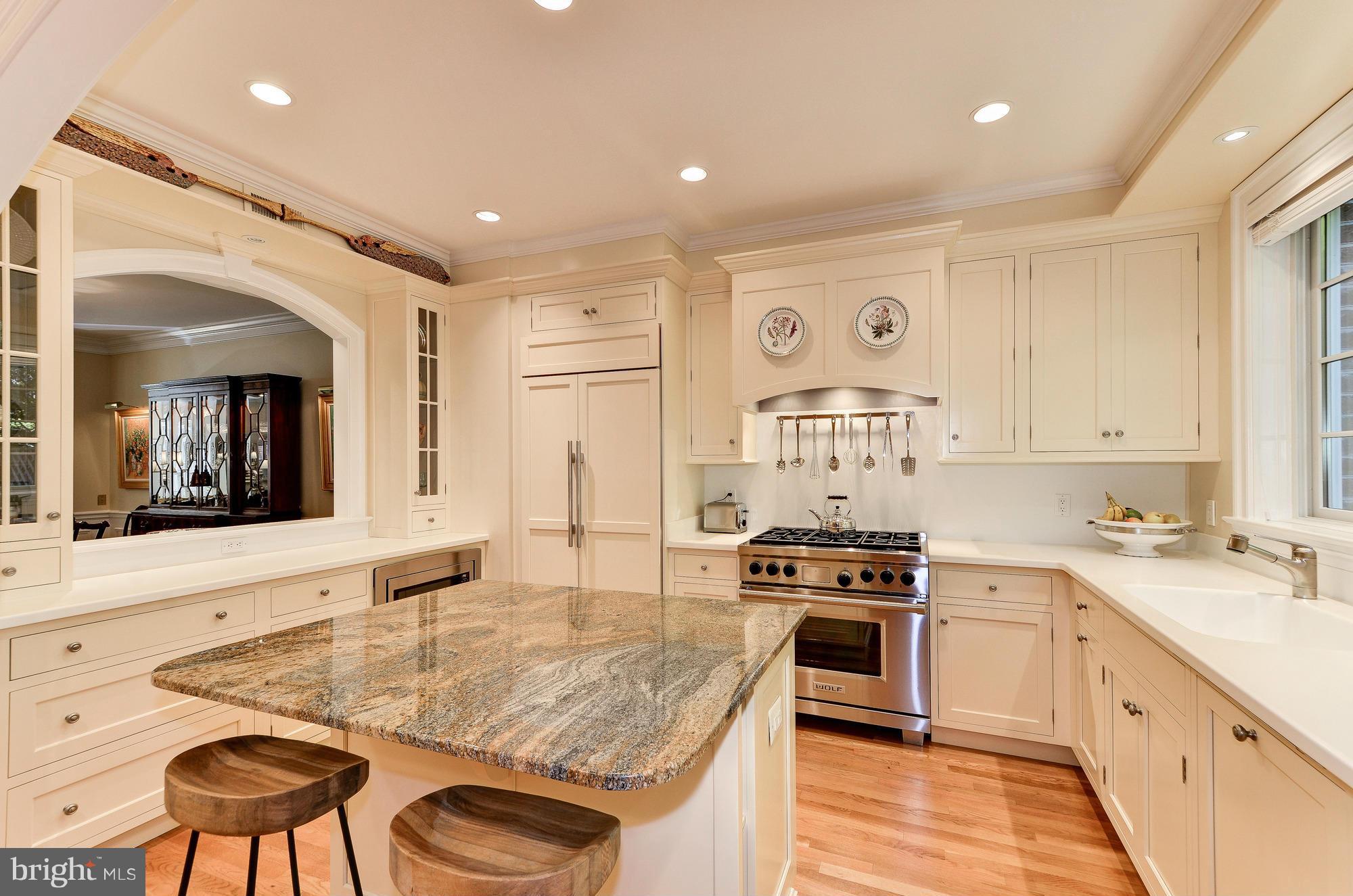 3911 Ivy Terrace Court Northwest Washington, DC 20007 - Photo 9 of 22 Kitchen