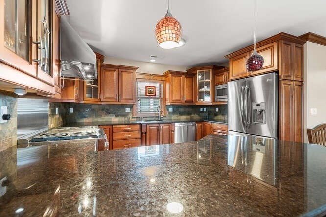 157 Grove Street, Unit 2 Waltham, MA 02453 - Photo 10 of 34