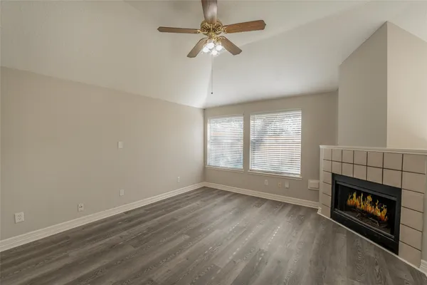 $2,200 | 16007 Lakestone Drive, Tomball, TX 77377