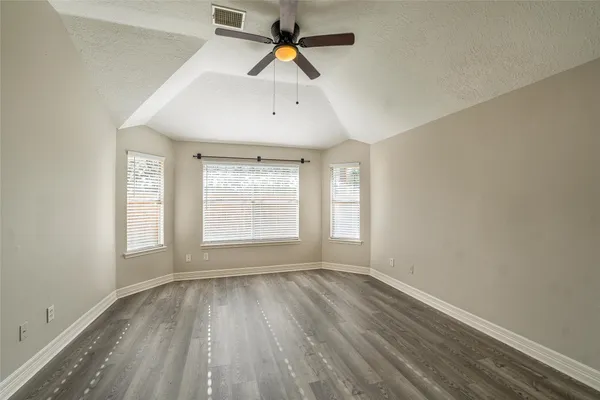 $2,200 | 16007 Lakestone Drive, Tomball, TX 77377