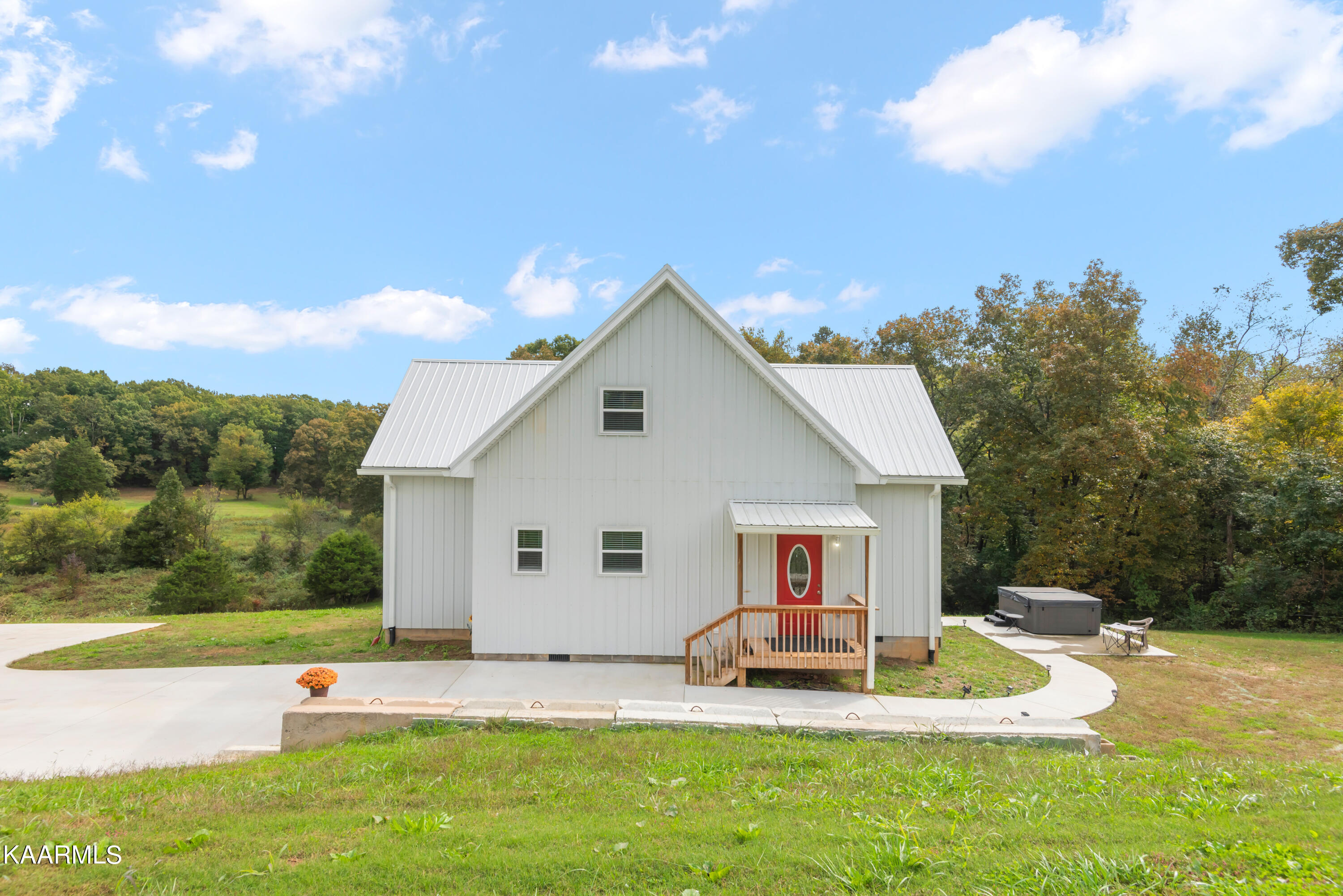 121ForknerChapelRd-30