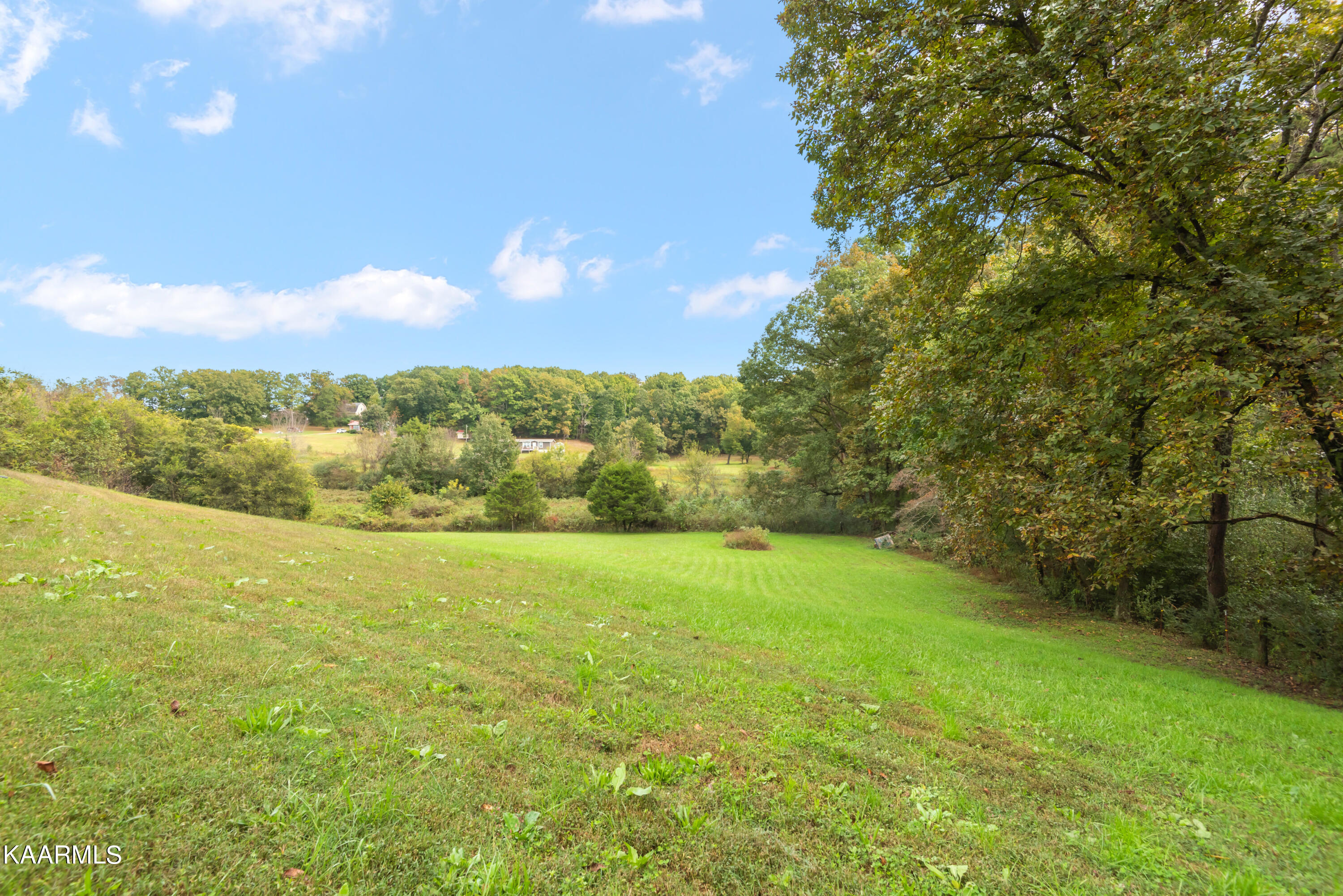 121 Forkner Chapel Road Sweetwater, TN 37874 - Photo 33 of 50 121ForknerChapelRd-26