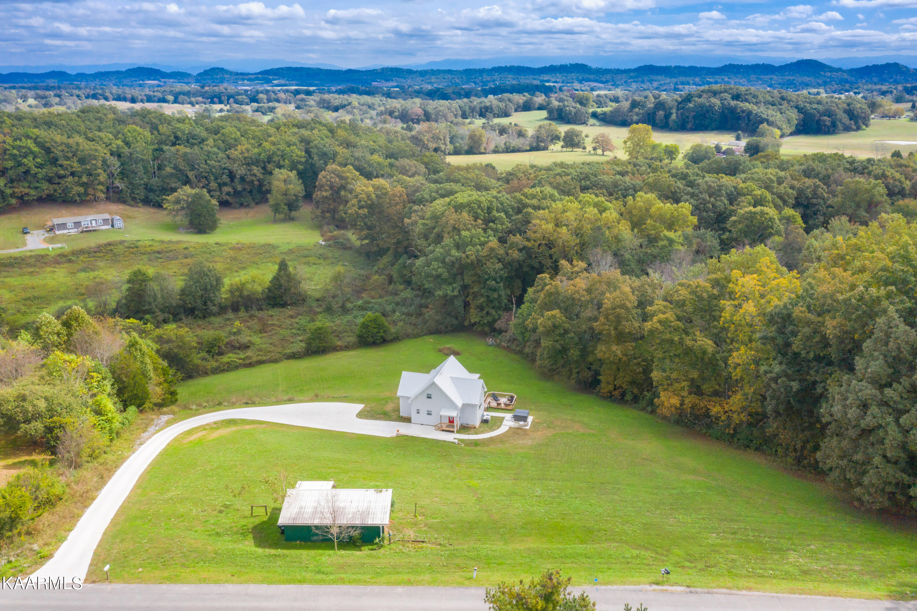 121 Forkner Chapel Road Sweetwater, TN 37874 - Photo 44 of 50 121ForknerChapelRd-41