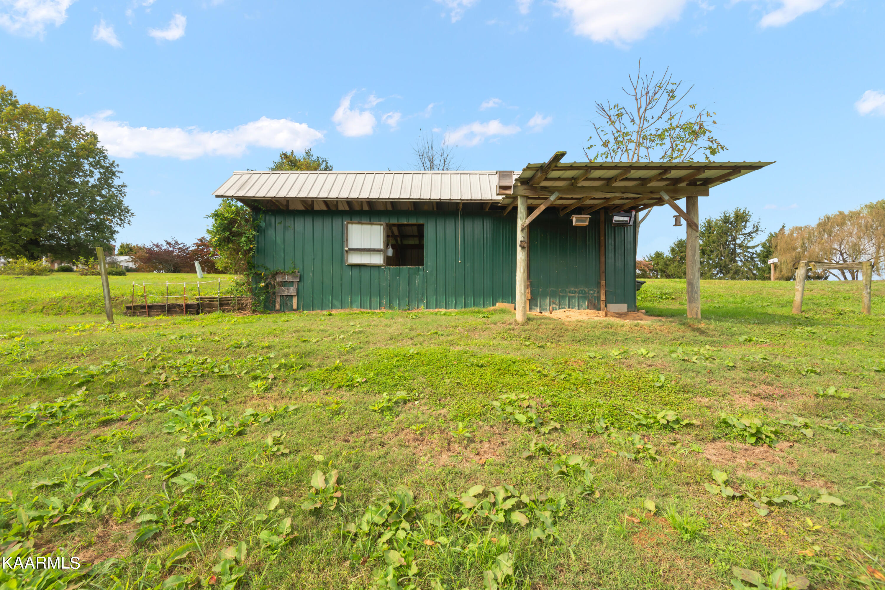 121ForknerChapelRd-35