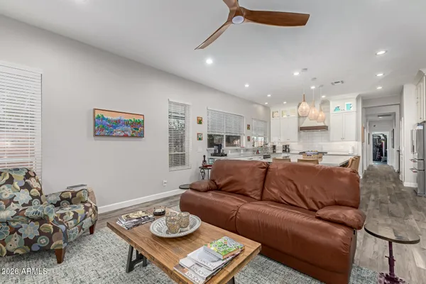 $825,000 | 294 South Ironwood Street, Gilbert, AZ 85296